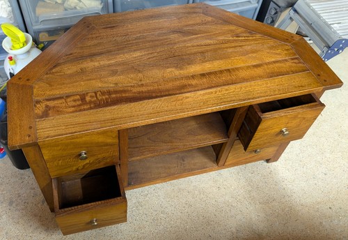 Solid dark wood - dark, tv